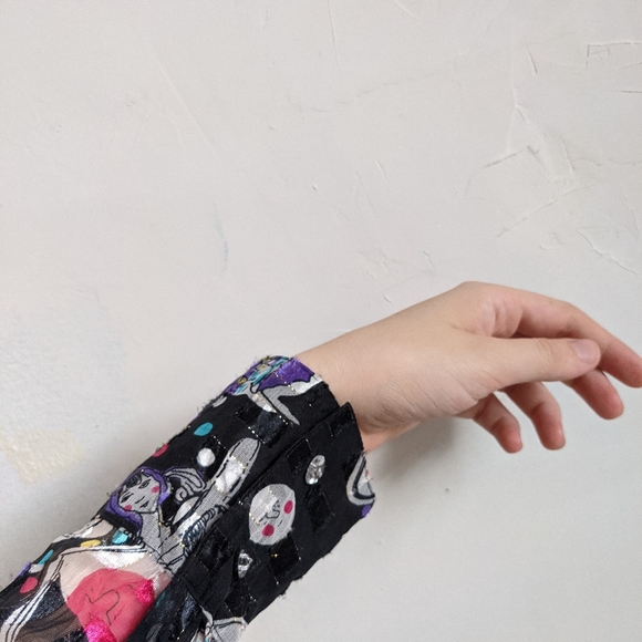 Funky Pattern See-Through Blouse - Picture 5 of 12